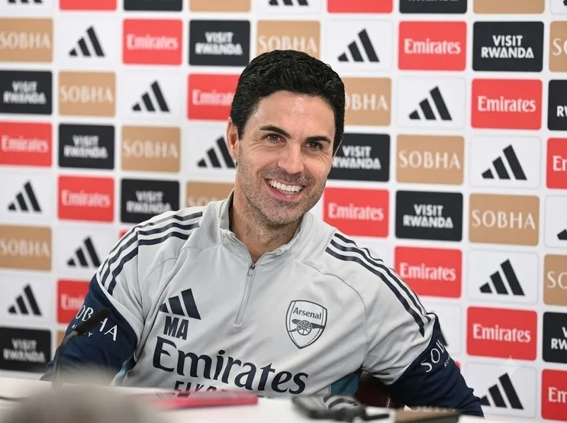 Năm 2019, Arteta trở lại Arsenal trên cương vị huấn luyện viên trưởng với nhiệm vụ xây dựng lại đội bóng.